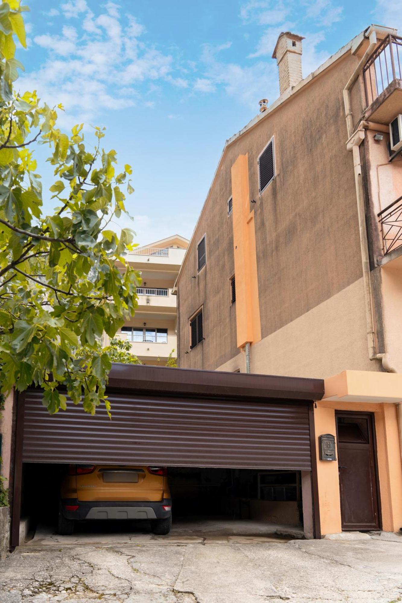 Apartment Busola Kotor Eksteriør bilde