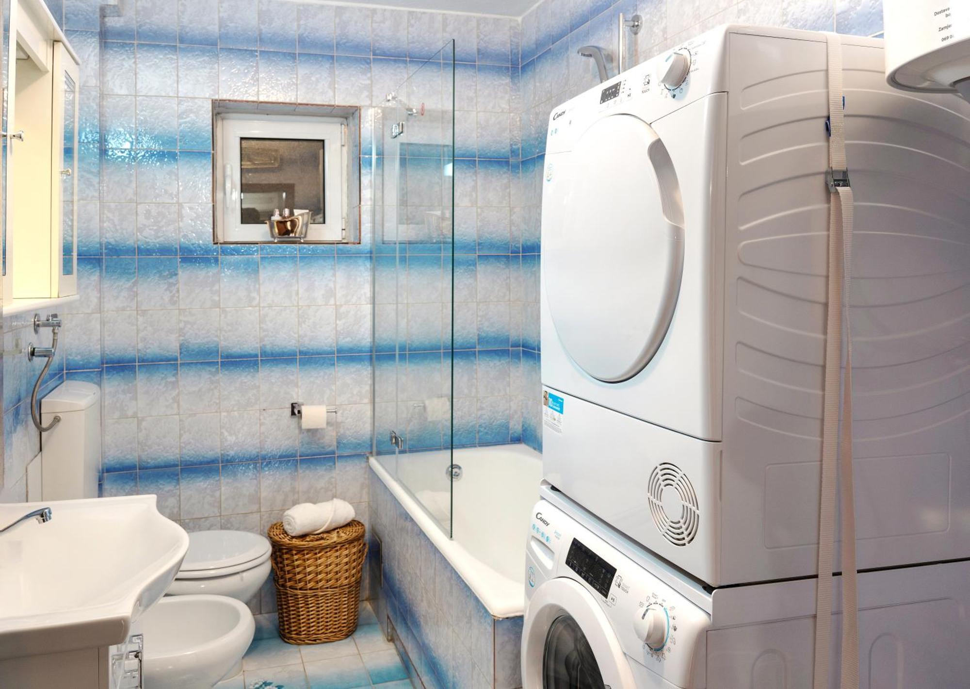 Apartment Busola Kotor Eksteriør bilde
