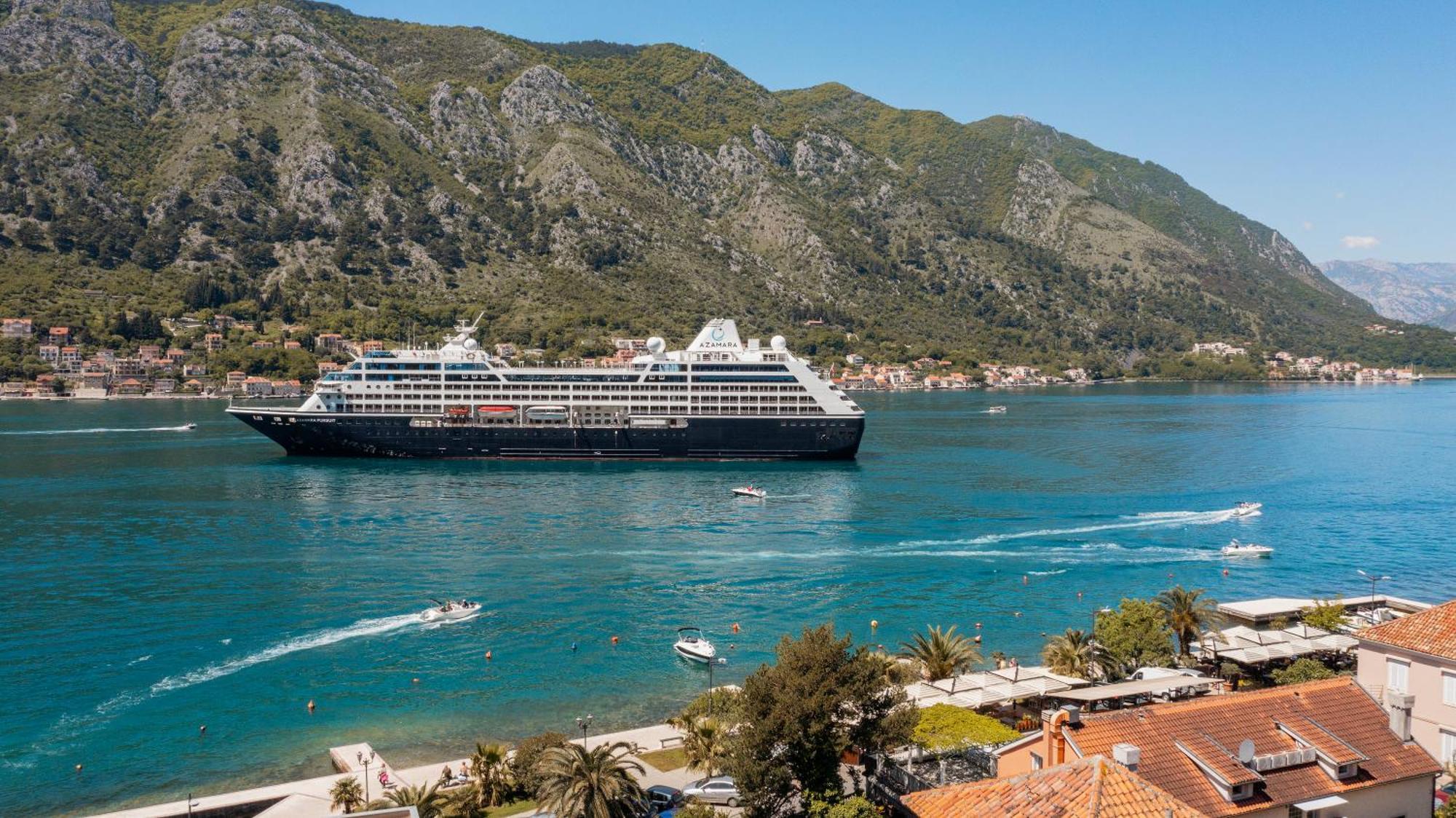 Apartment Busola Kotor Eksteriør bilde